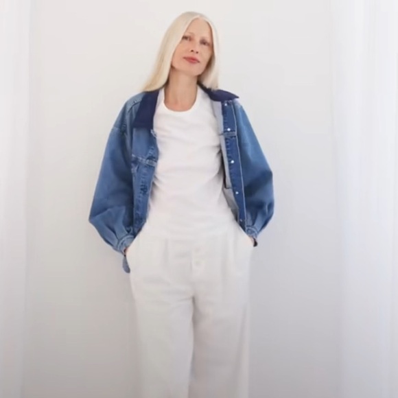 Women's Blue Denim Jacket Gap × DÔEN Oversized Icon Denim Jacket NWT XS - Picture 2 of 4